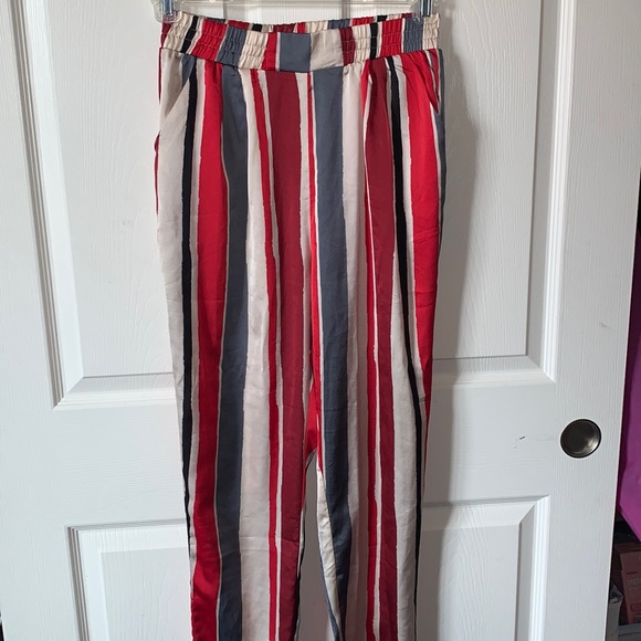 Pretty Little Thing pants - Picture 3 of 7